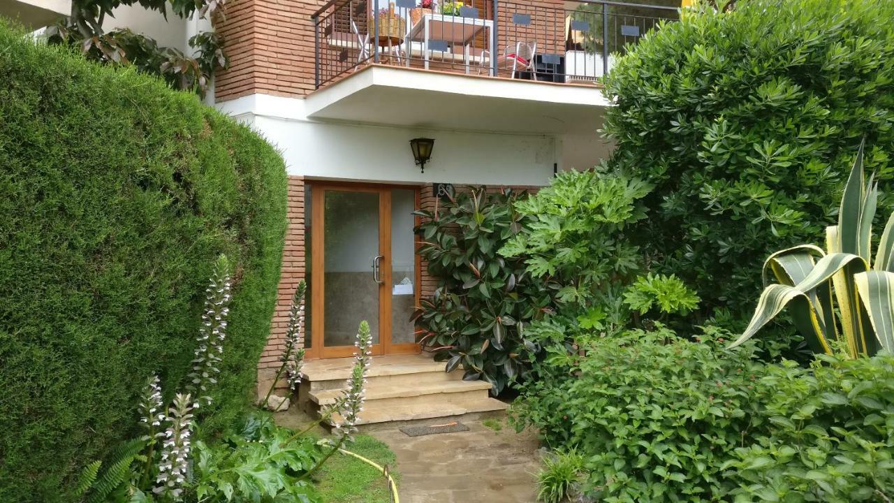 Attic With Seaview, Close To The Beach Arenys de Mar Buitenkant foto